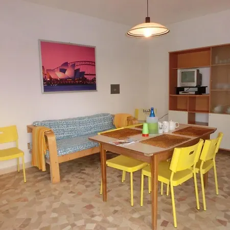 Adorable For 8 People Close To The Sea Μπιμπιόνε