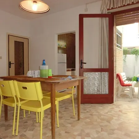 Appartement Adorable For 8 People Close To The Sea *