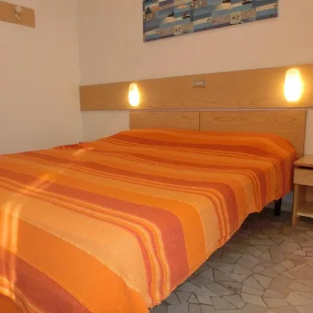 Appartement Charming Seaside With Garden Bibione